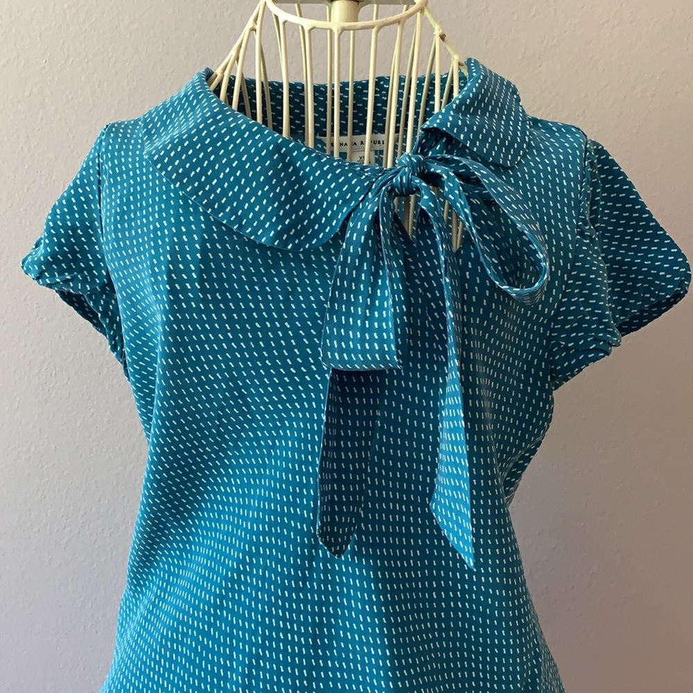 Silk 💙💚Bow Tie Banana Republic📍FIRM📍